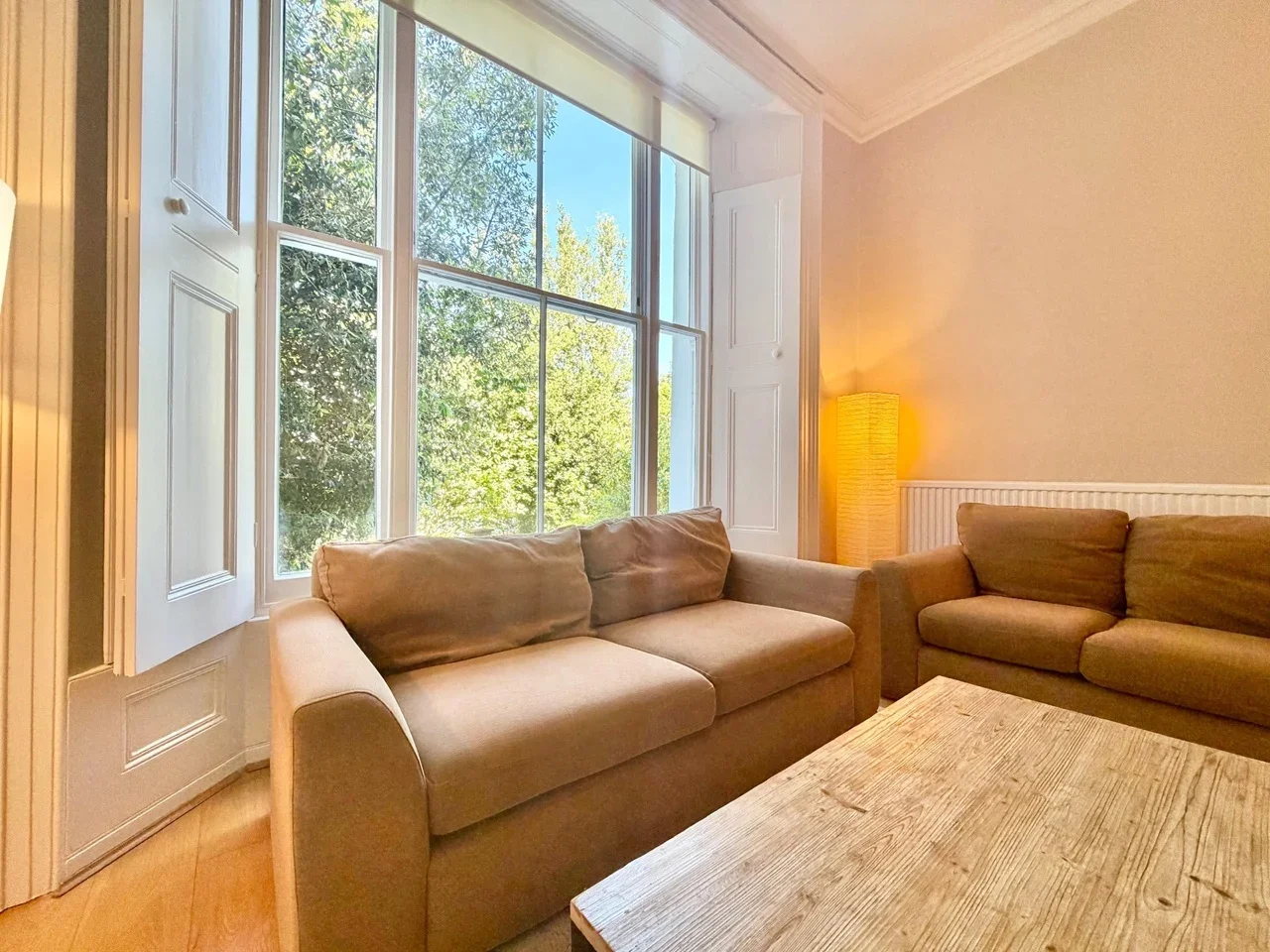 Flat Haverstock Hill in Greater London