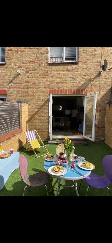 Room Canterbury Place in Greater London