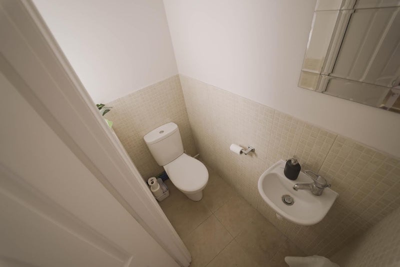Room Amherst Road in Greater London