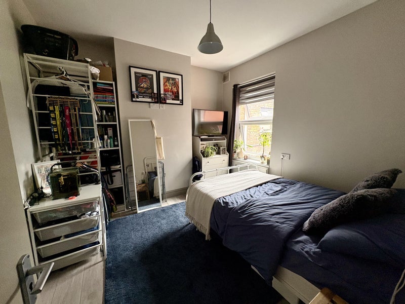 Room Perth Road in Greater London