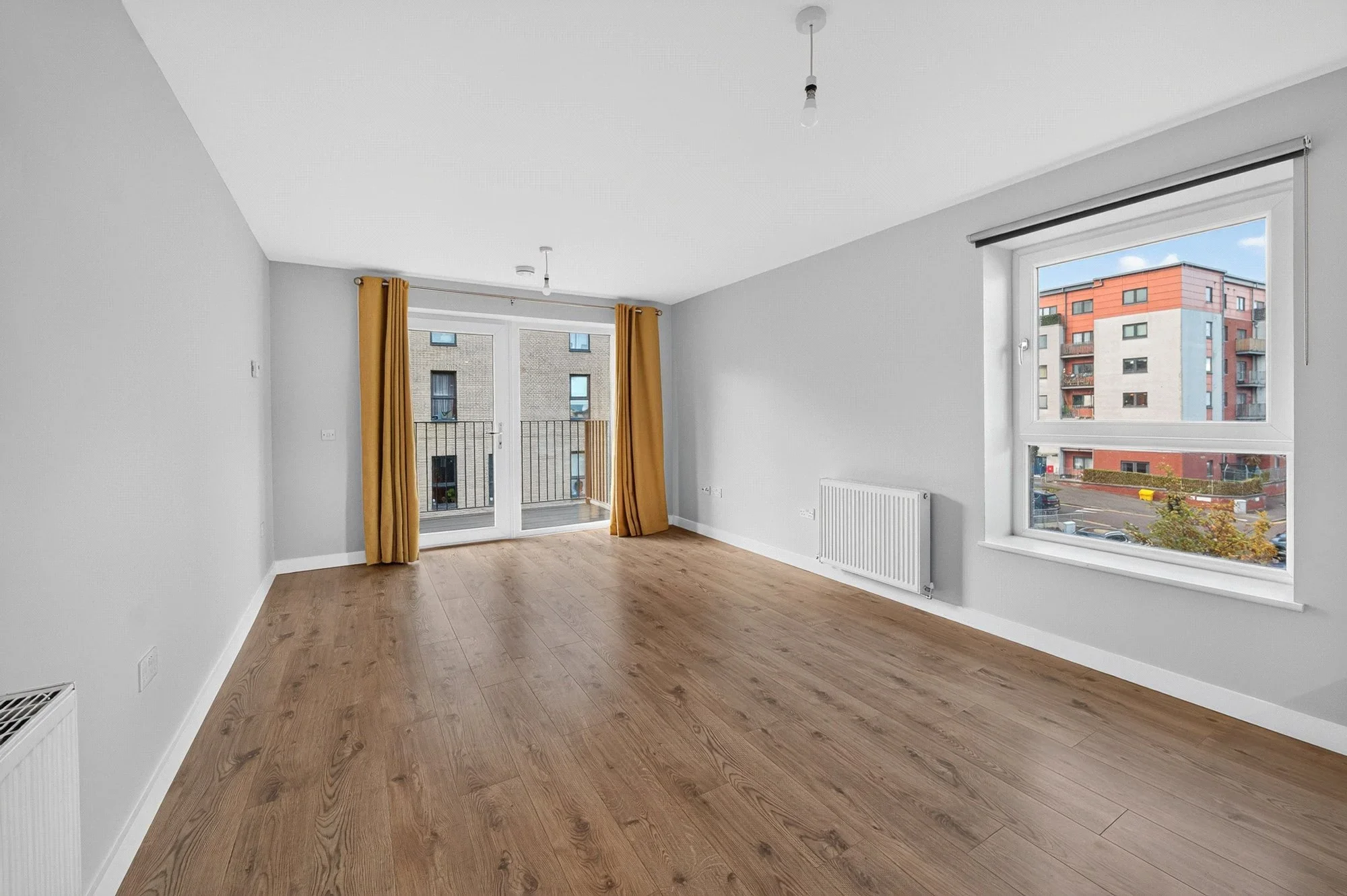 Flat Pillans Place in City of Edinburgh