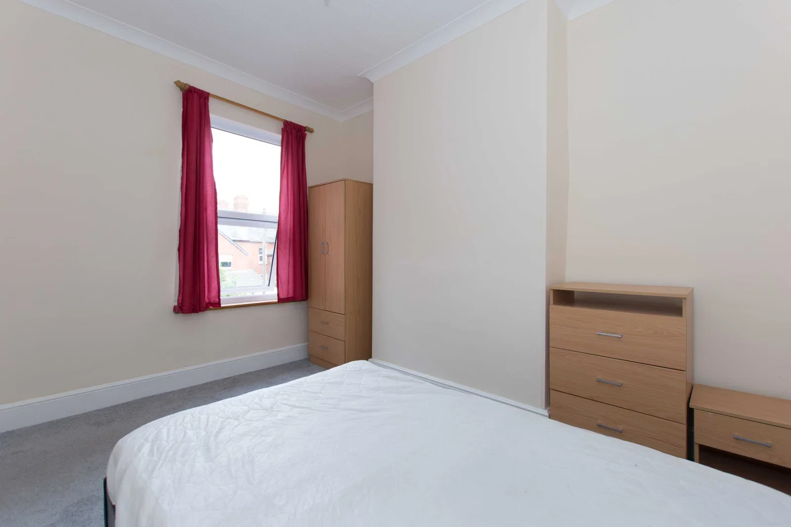 Room Grenfell Road in Hereford