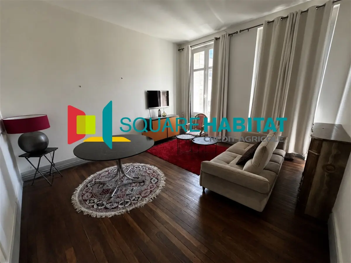 Flat Rue Hoche in Nevers