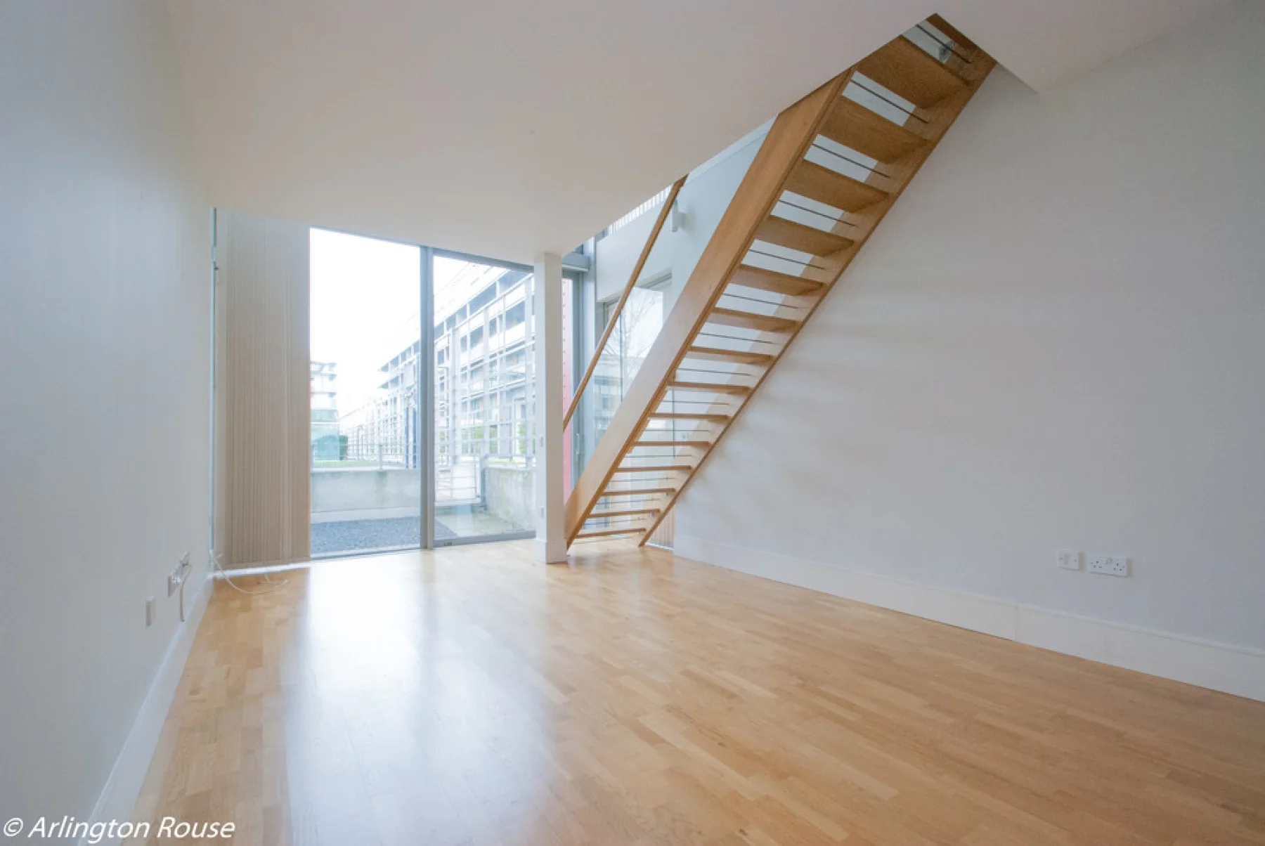 Flat Highbury Hill in Greater London