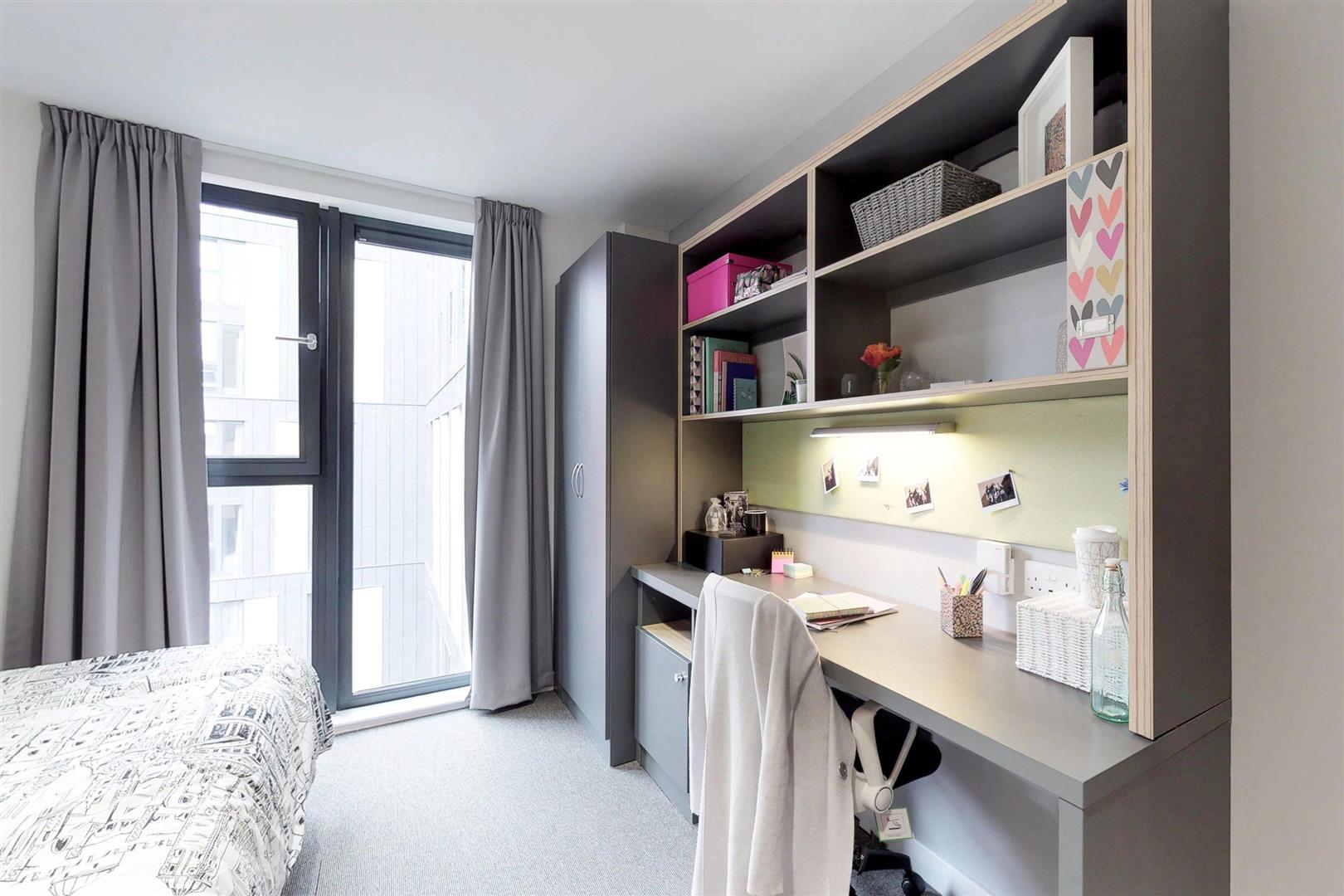 Room St James Road in Glasgow