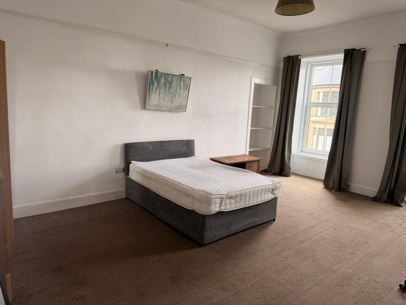 Flat Great George Street in Glasgow