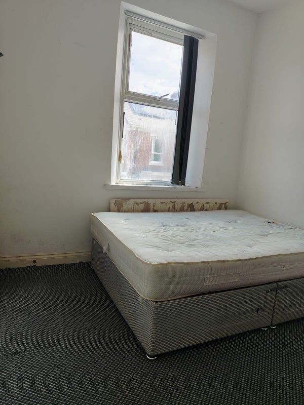 Room Dilston Road in Newcastle upon Tyne