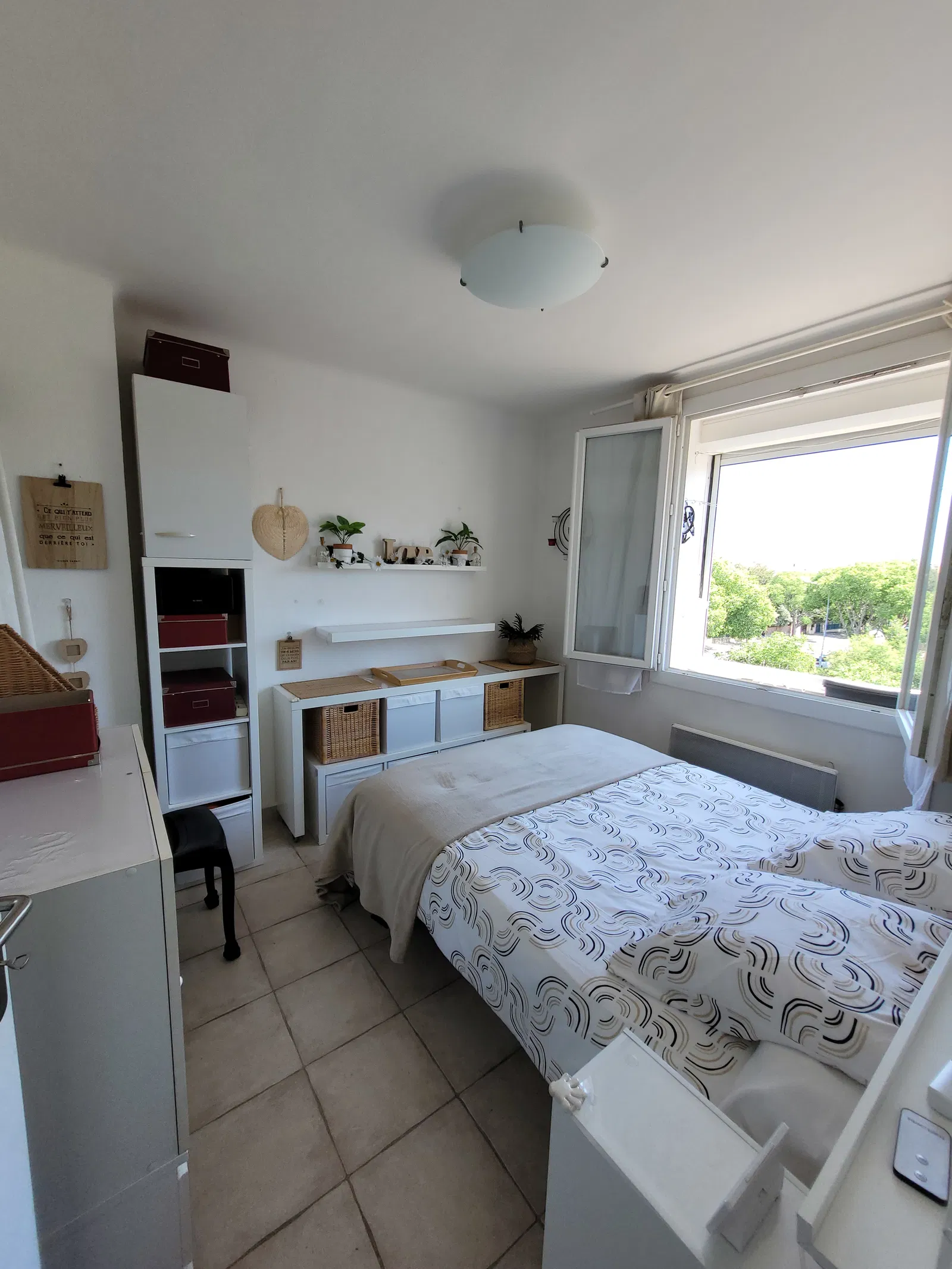 Room Avenue de la Commune de Paris in La Seyne-sur-Mer