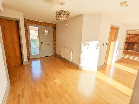 House Ponton Lane in South Kesteven