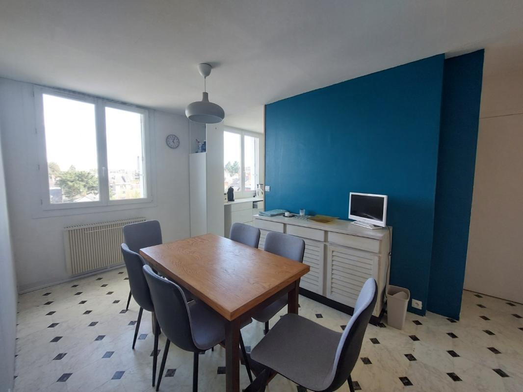 Flat Rue Alphonse Daudet in Nantes