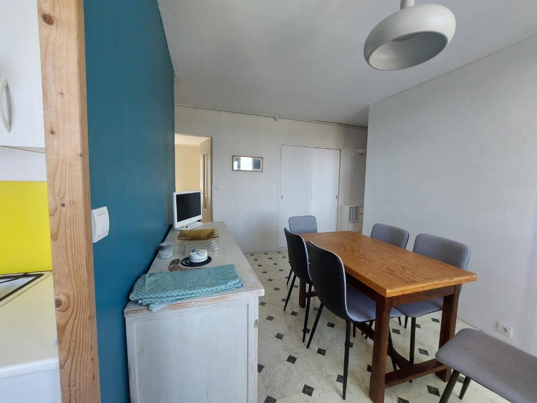 Flat Rue Alphonse Daudet in Nantes