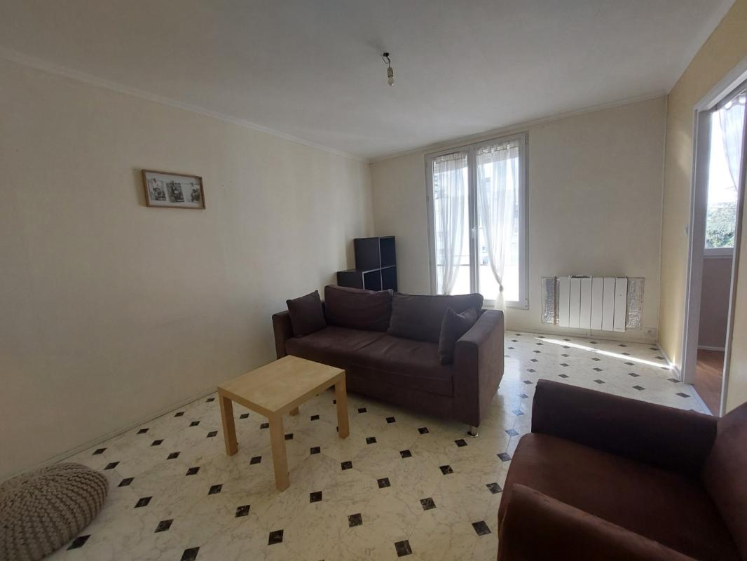 Flat Rue Alphonse Daudet in Nantes