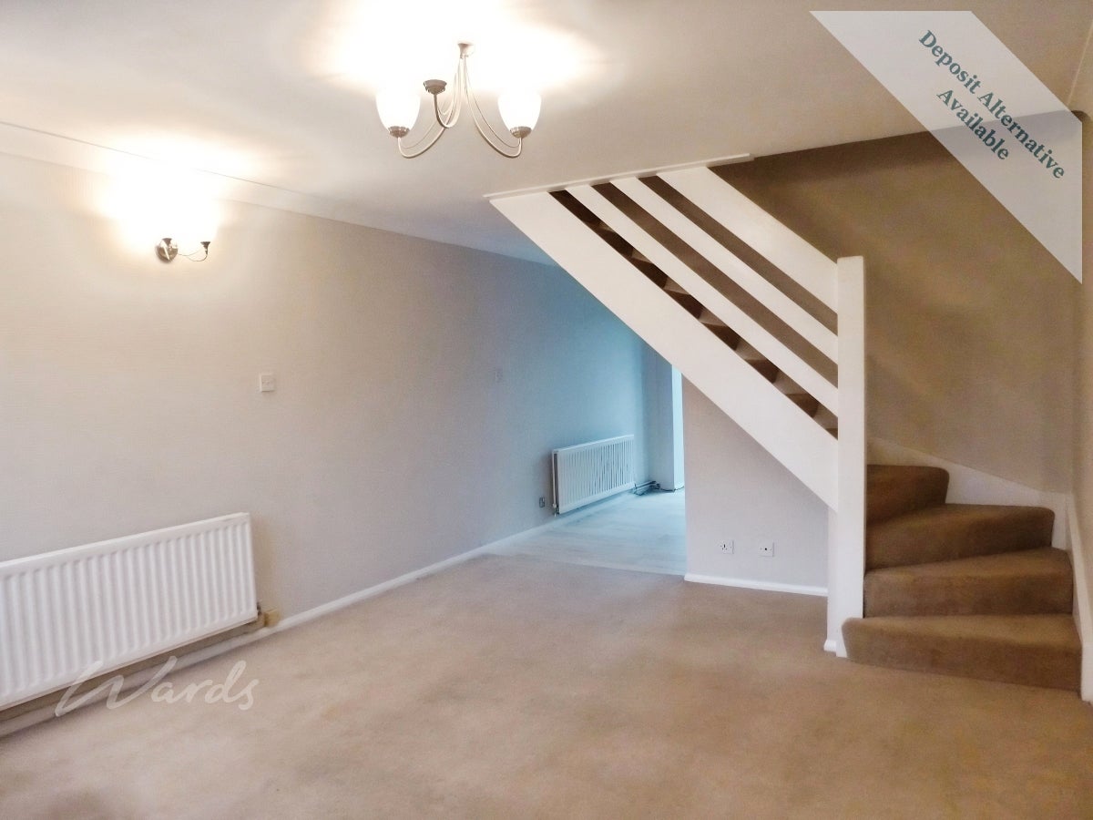 House Gatcombe Close in Chatham
