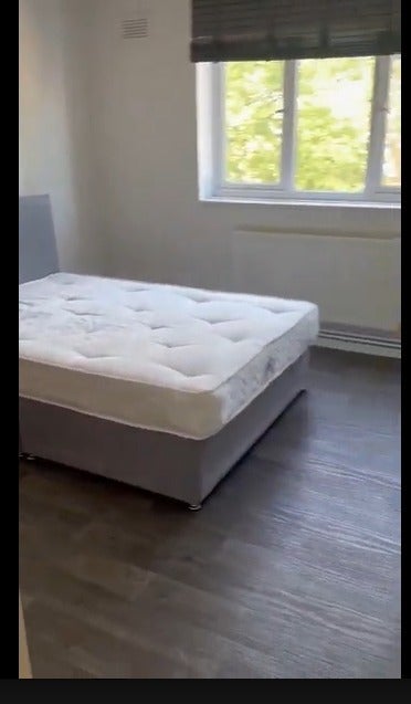 Room Vartry Road in Greater London
