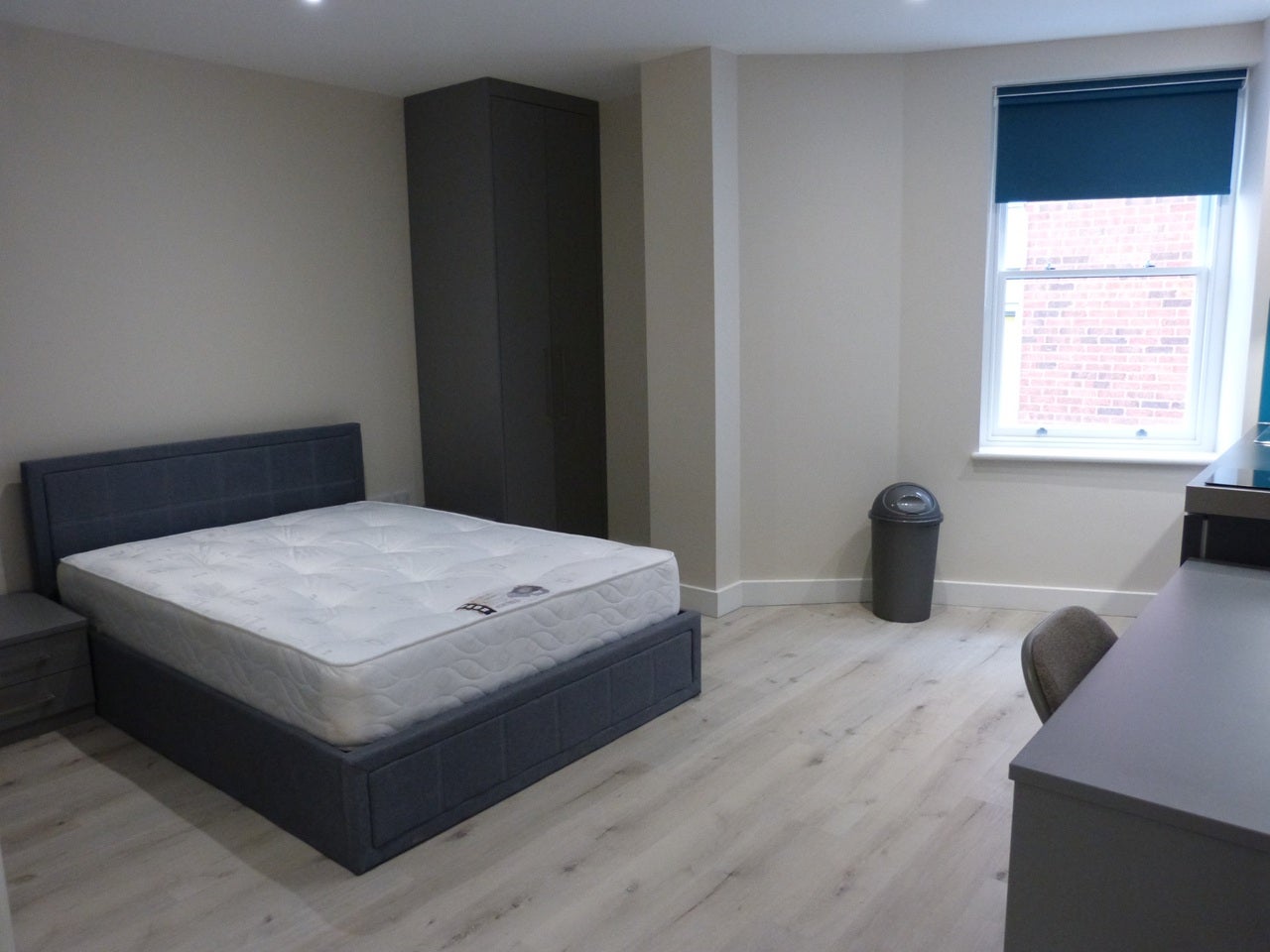 Room Derby Street West in West Lancashire