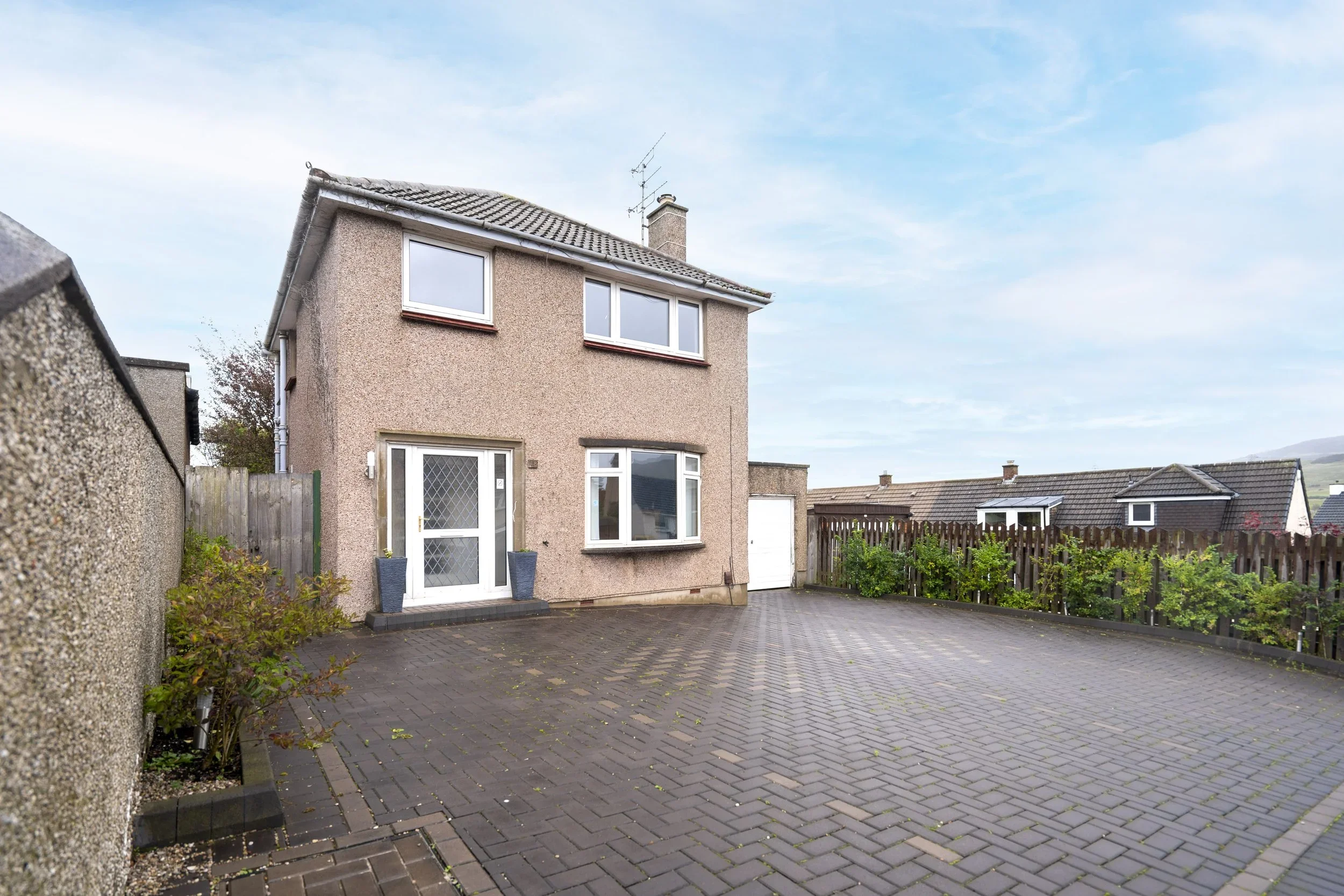 House Swanston Avenue in City of Edinburgh