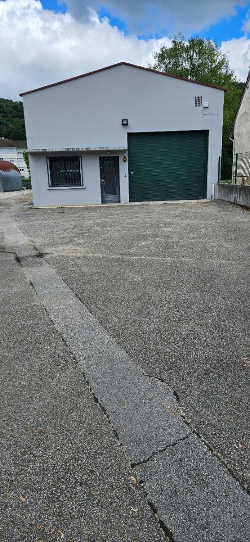 Flat Impasse de la Lisière in Montréal-la-Cluse