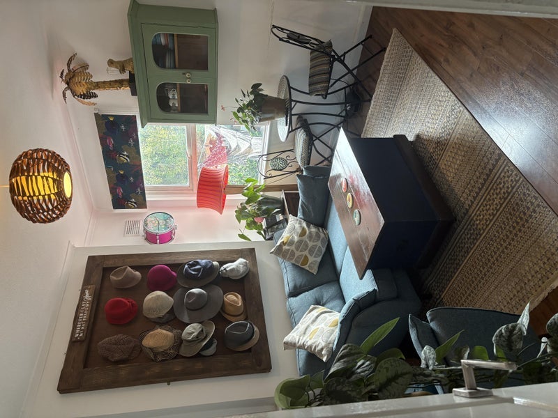Room Querneby Road in Nottingham