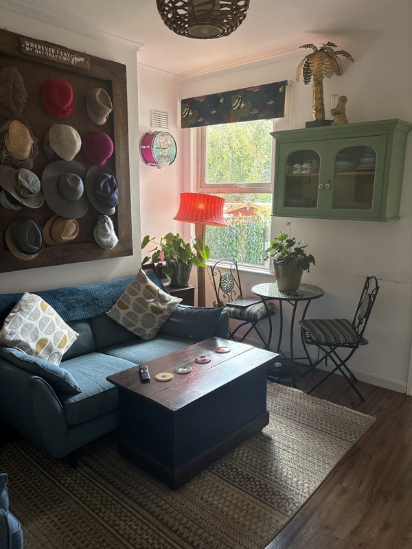Room Querneby Road in Nottingham