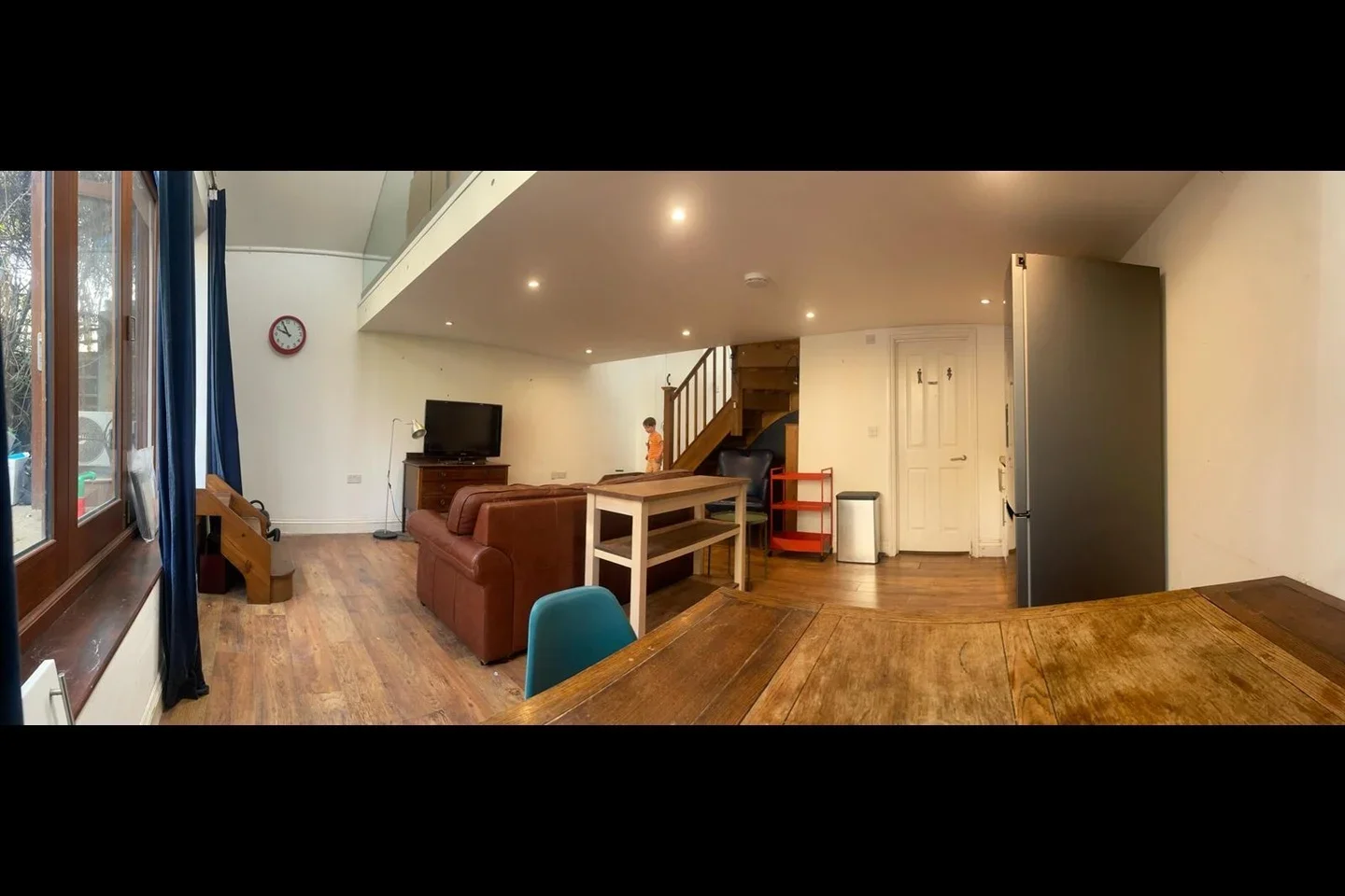 Room Mildenhall Road in Greater London