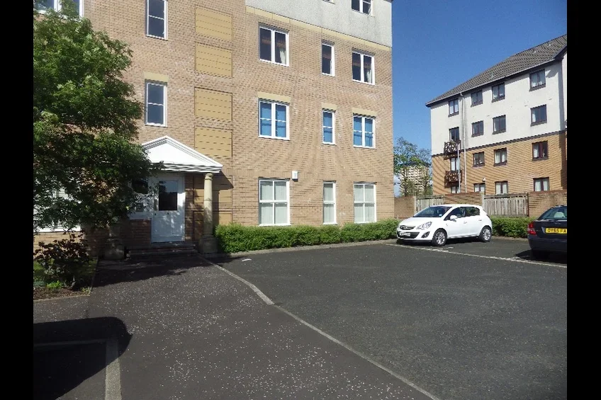 House Bobbins Gate in Paisley