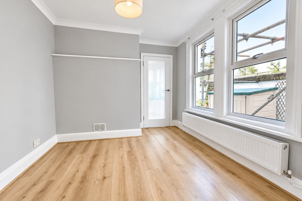 Flat Frith Road in Portslade by Sea