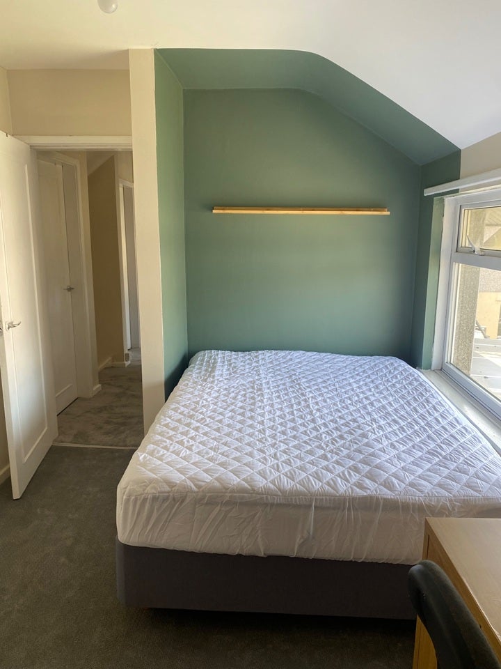 Room Edenvale Crescent in Lancaster