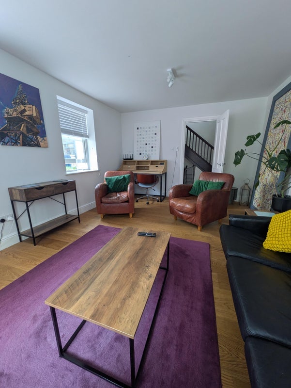 Room Verrier Road in Bristol