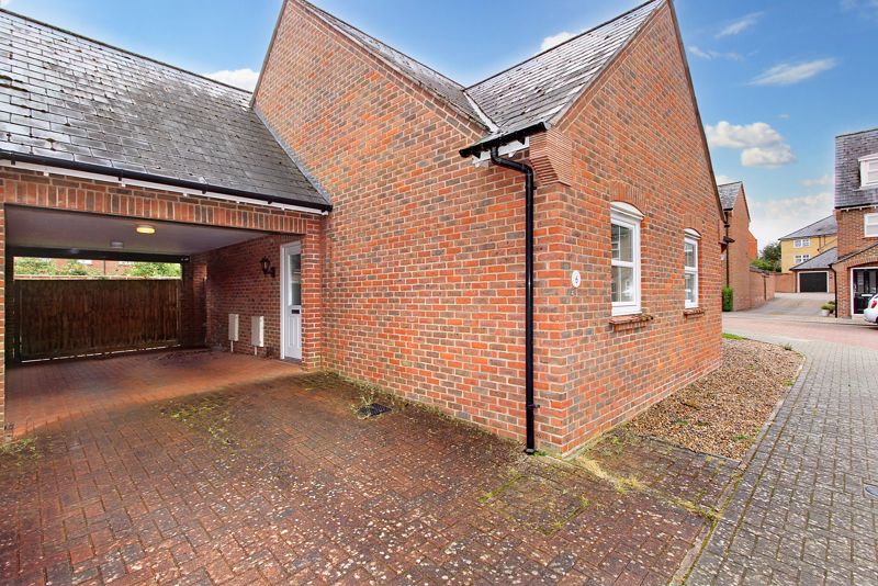 House Monxton Place in Basingstoke and Deane