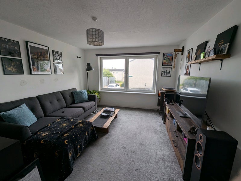 Flat Melrose Road in Cumbernauld