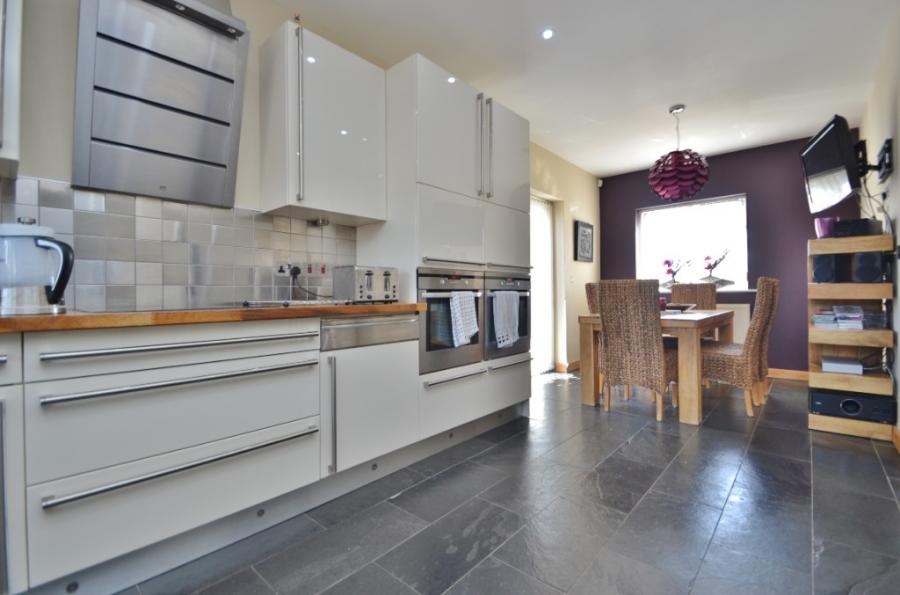 Room Bracken Edge in Leeds