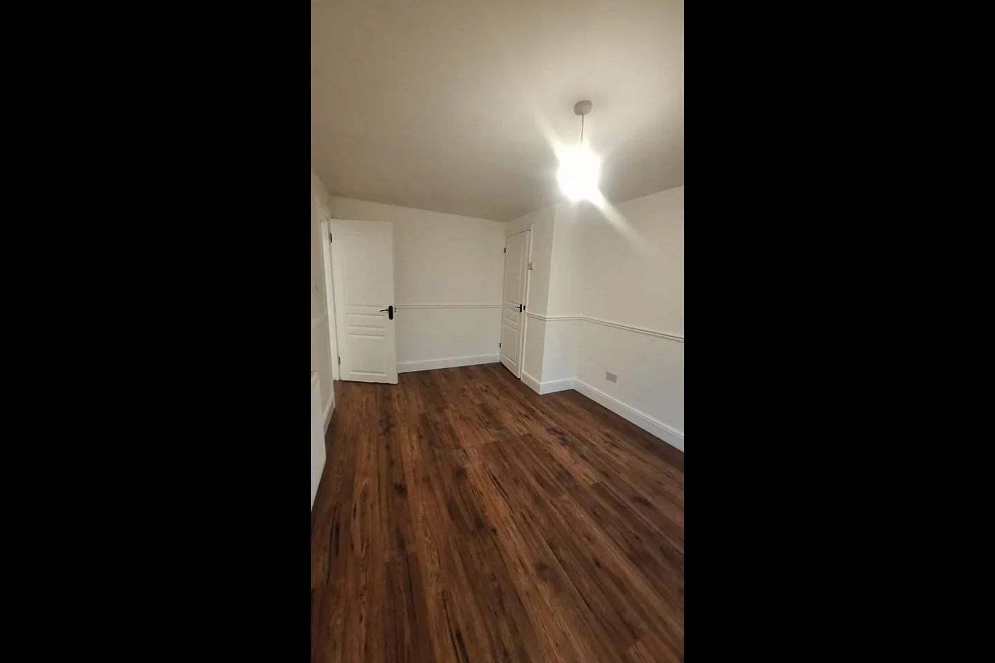 Flat Elderton Road in Greater London