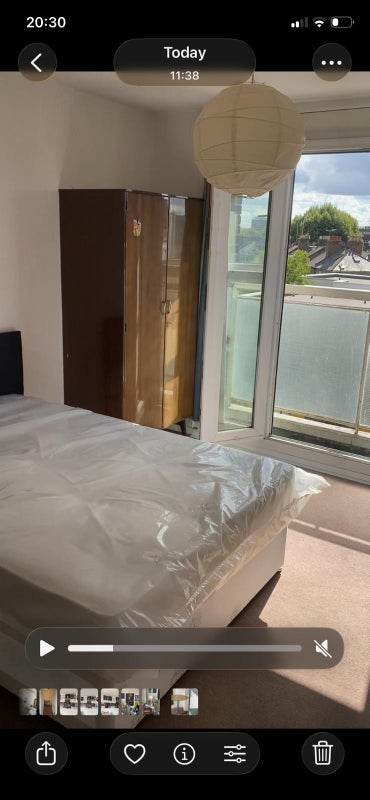 Room Trelawney Estate in Greater London