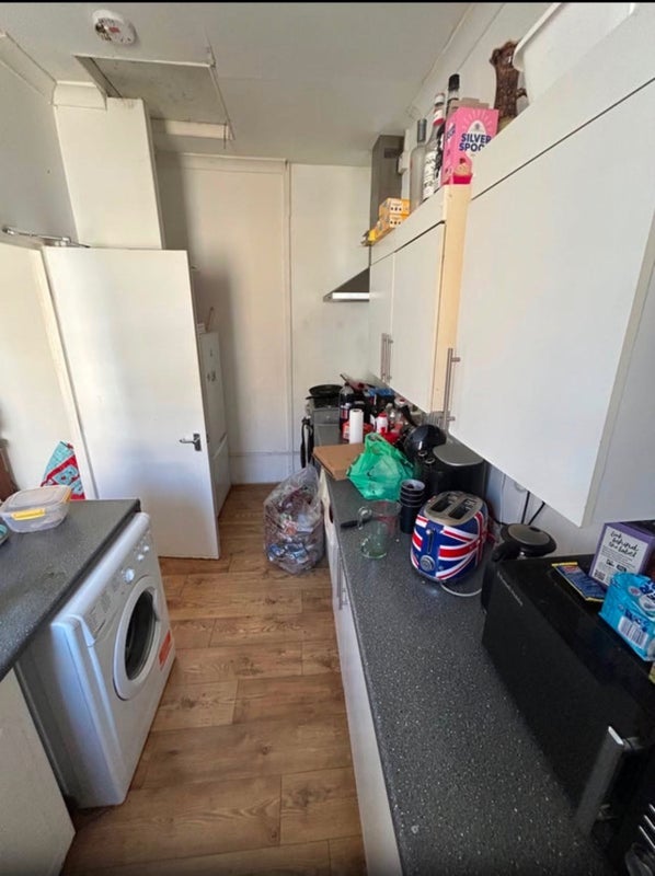 Room Danehurst Street in Greater London