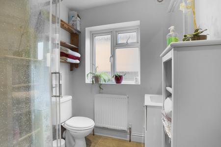 Room Carthouse Cottages in Guildford