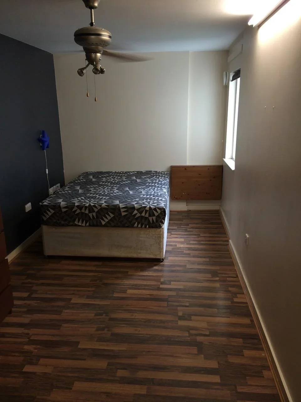 Flat Prince Regent Road in Greater London