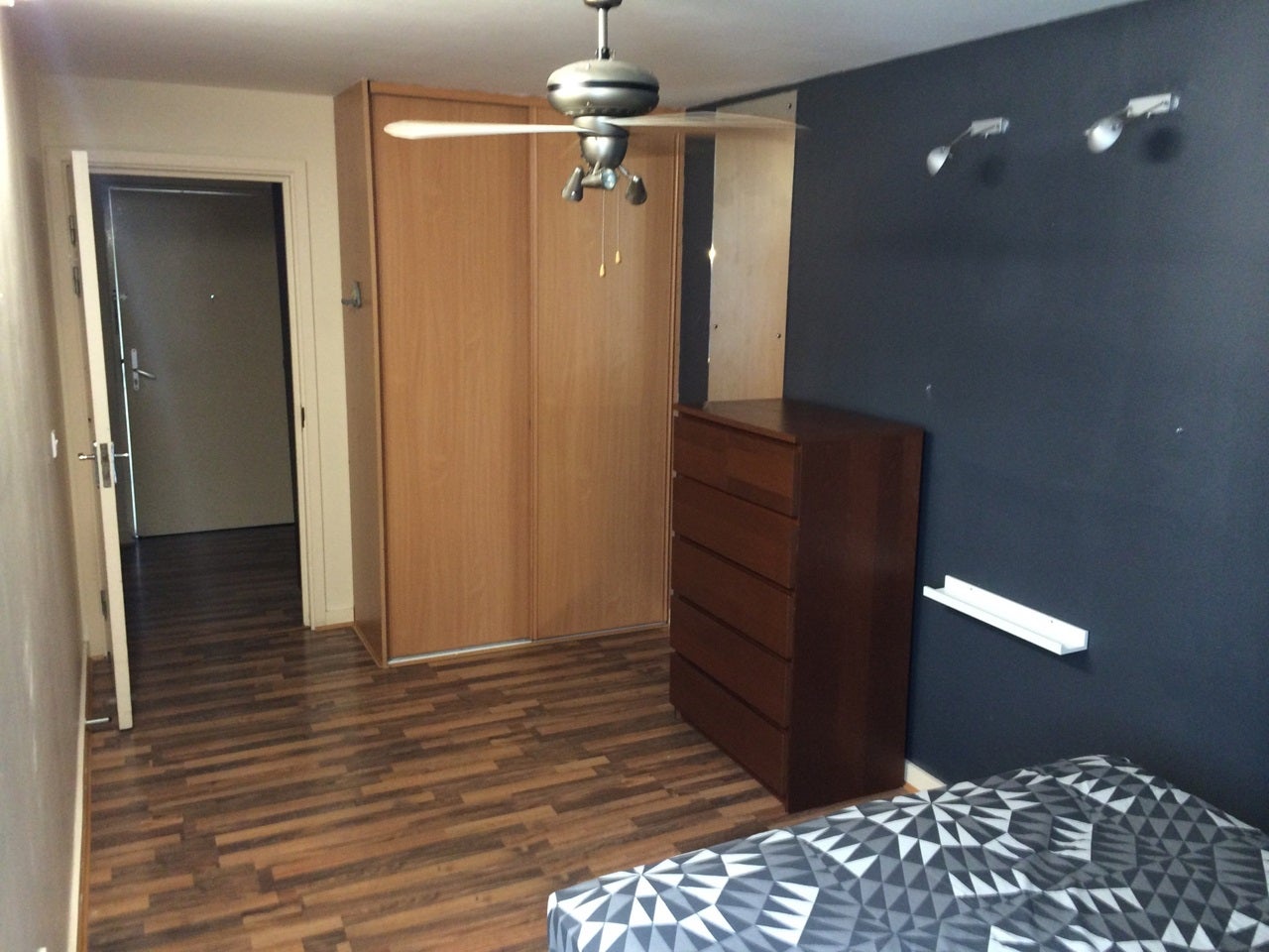 Flat Prince Regent Road in Greater London