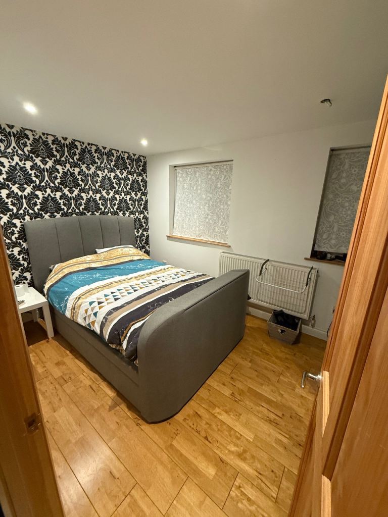 Flat Plumtree Close in Greater London