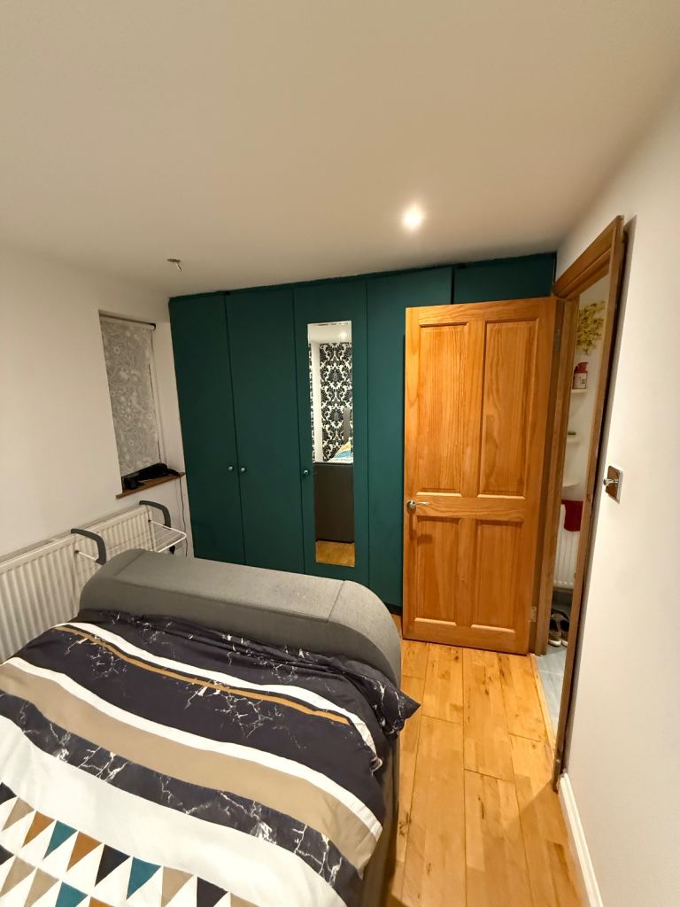 Flat Plumtree Close in Greater London