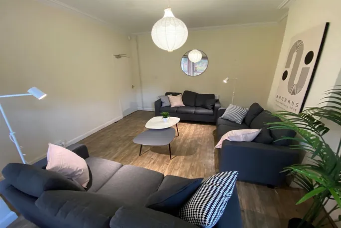 Room Broadgate in Nottingham