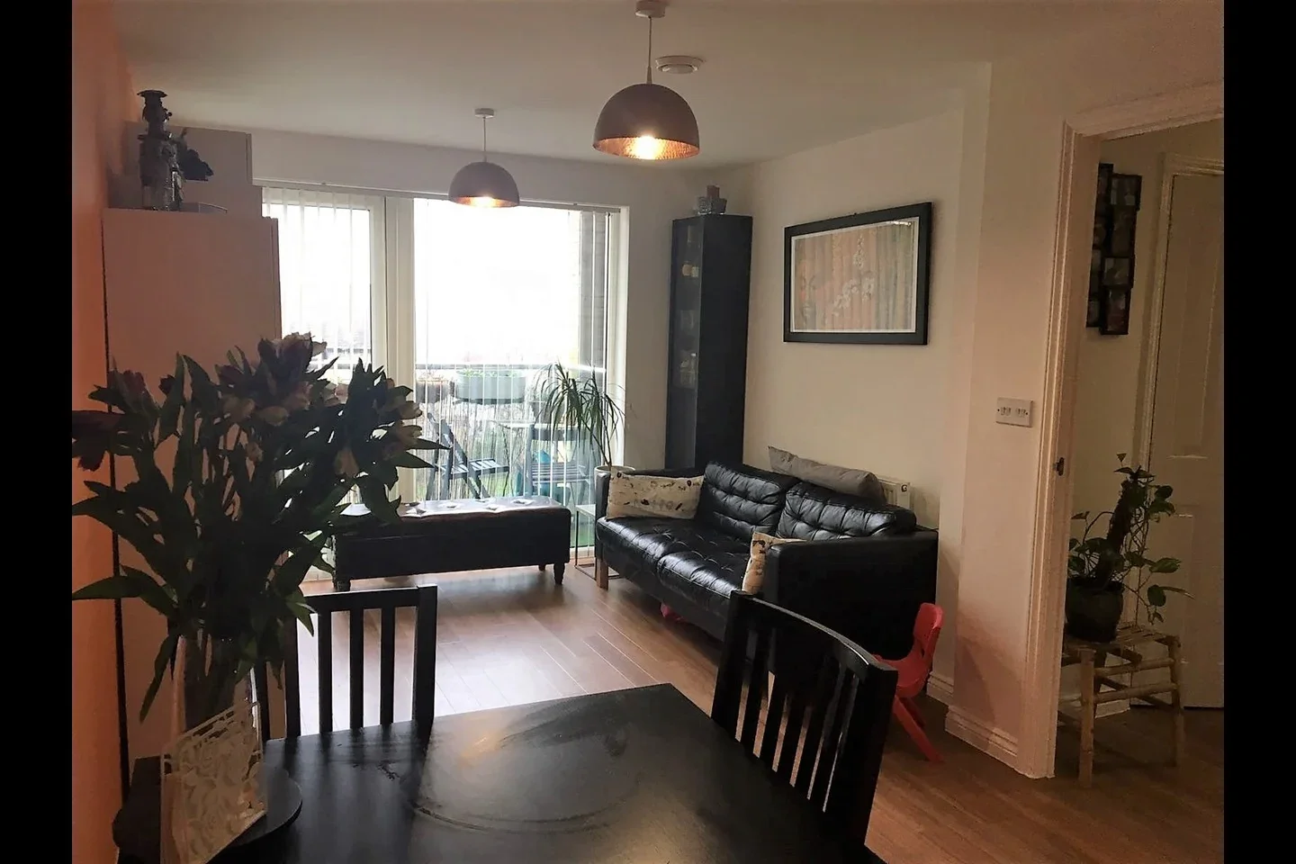 Flat Fielding Lane in Greater London