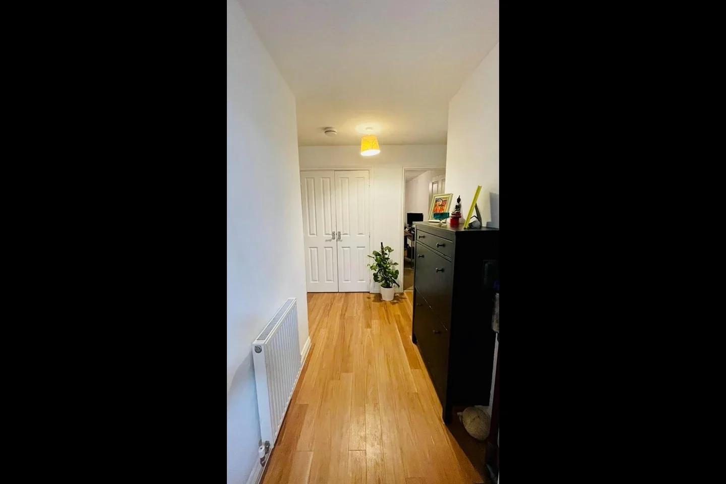Flat Fielding Lane in Greater London