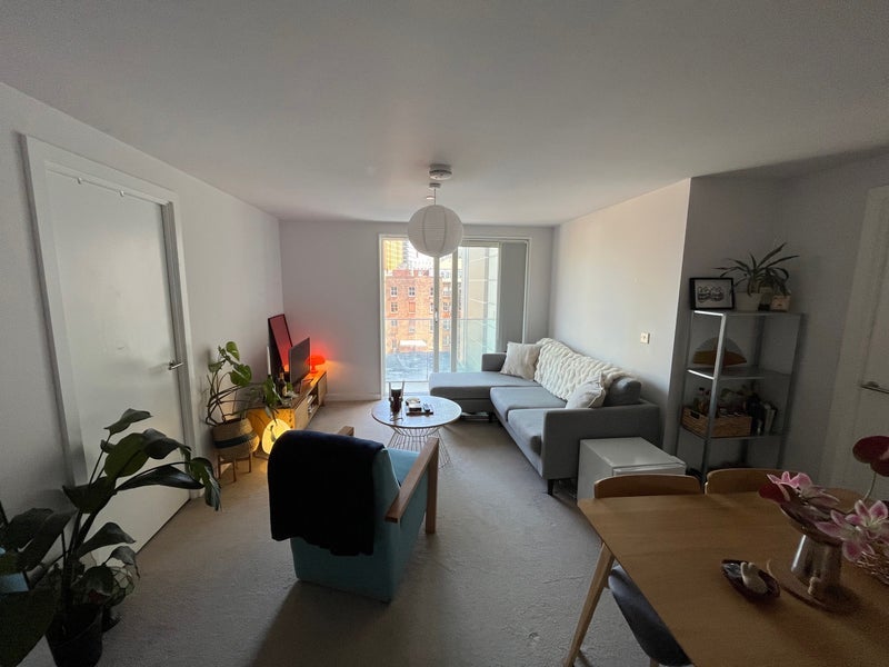 Room Dearmans Place in Salford