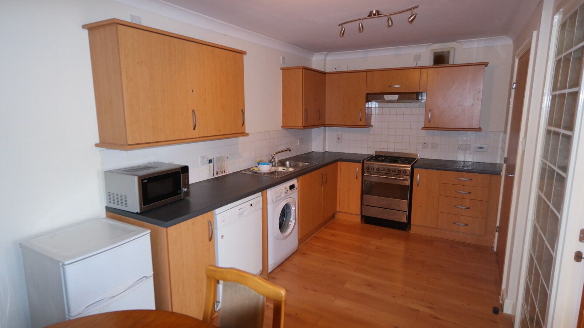 Flat Fantail Close in Greater London