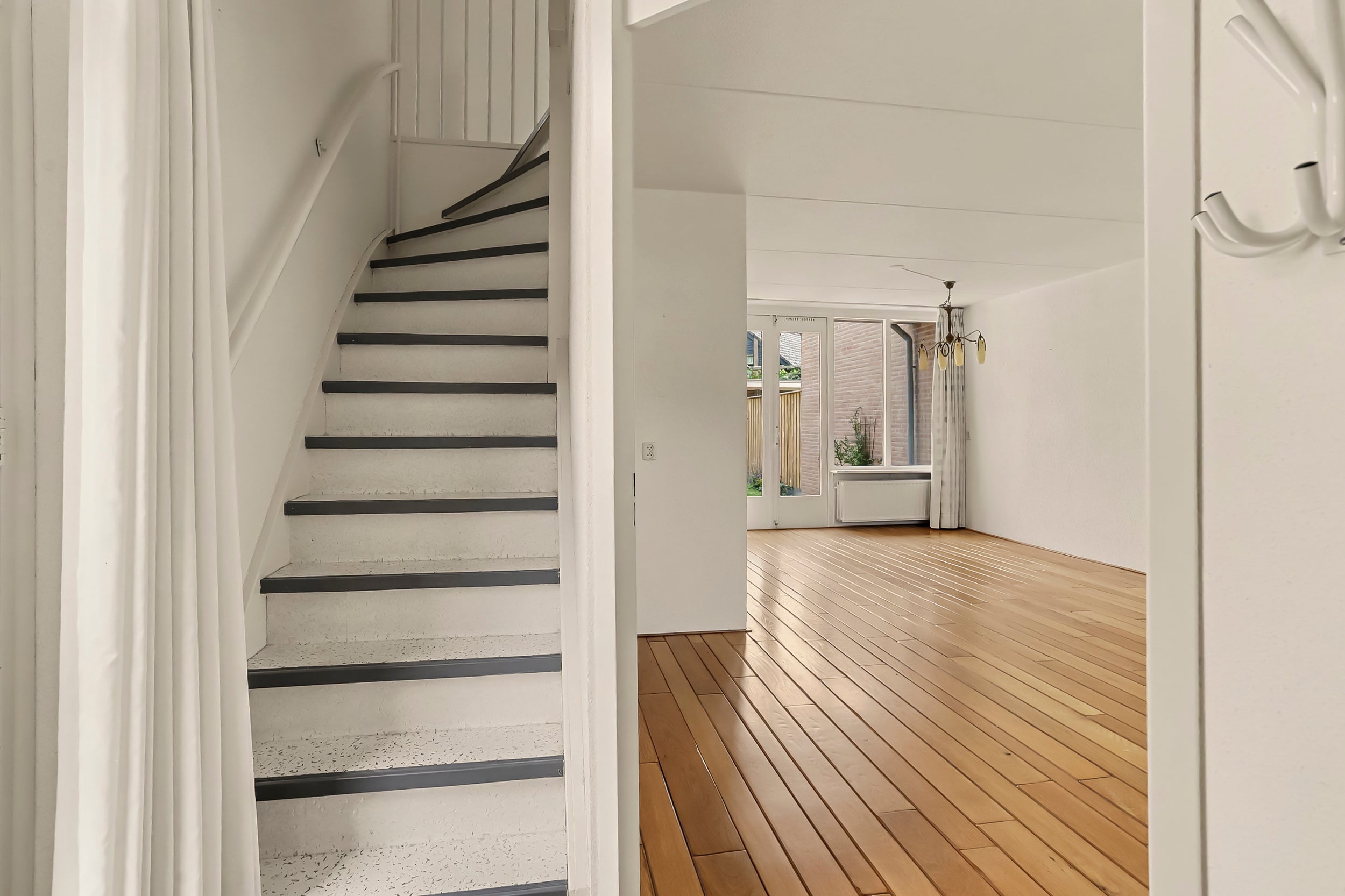 Tussenwoning te koop: Lijsterboog 14, Hilvarenbeek