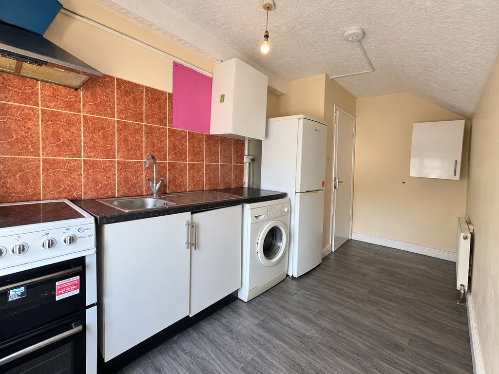 Flat Rutland Avenue in High Wycombe