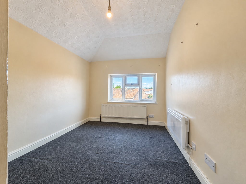 Flat Rutland Avenue in High Wycombe