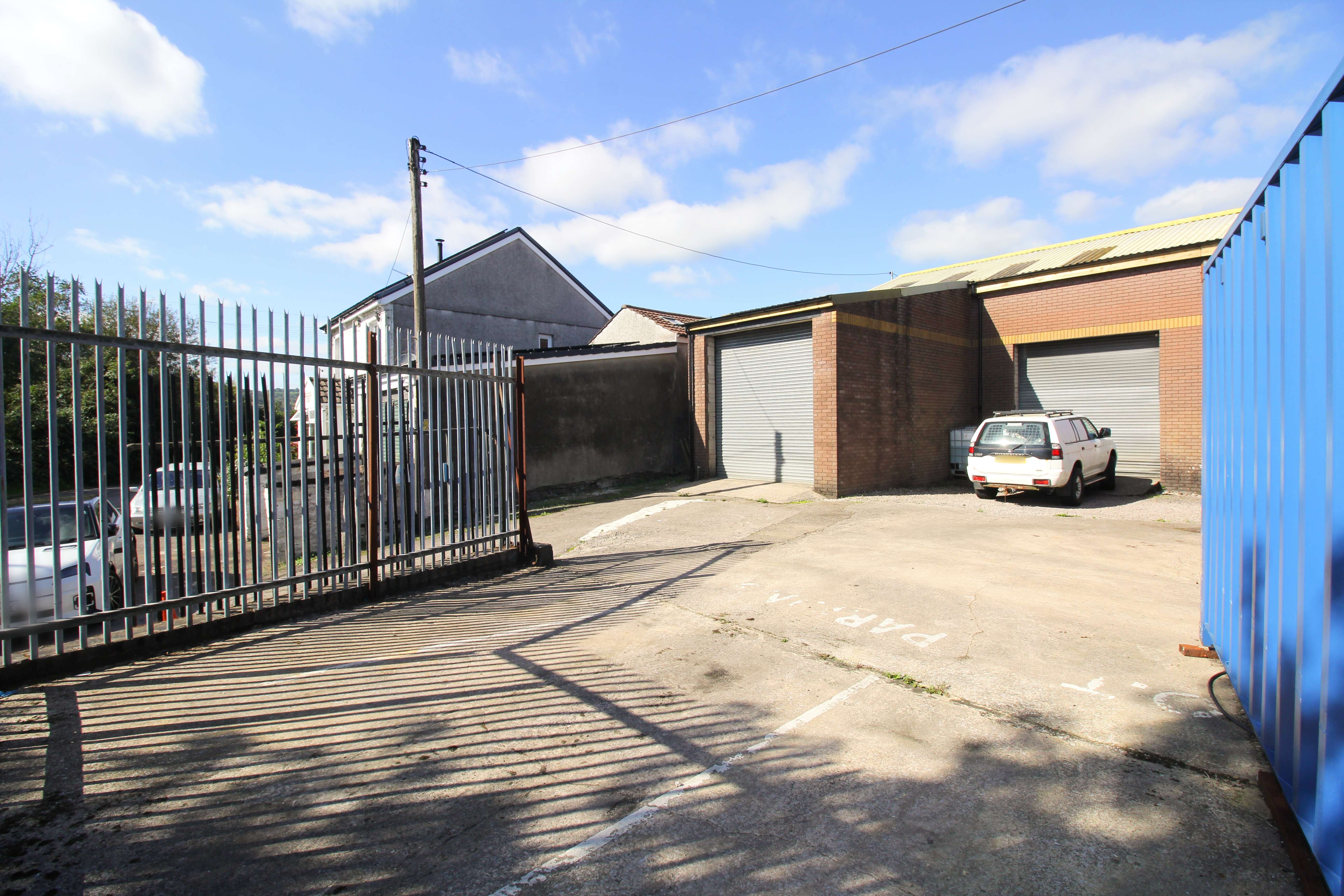 Flat Heol Groeswen in Pontypridd