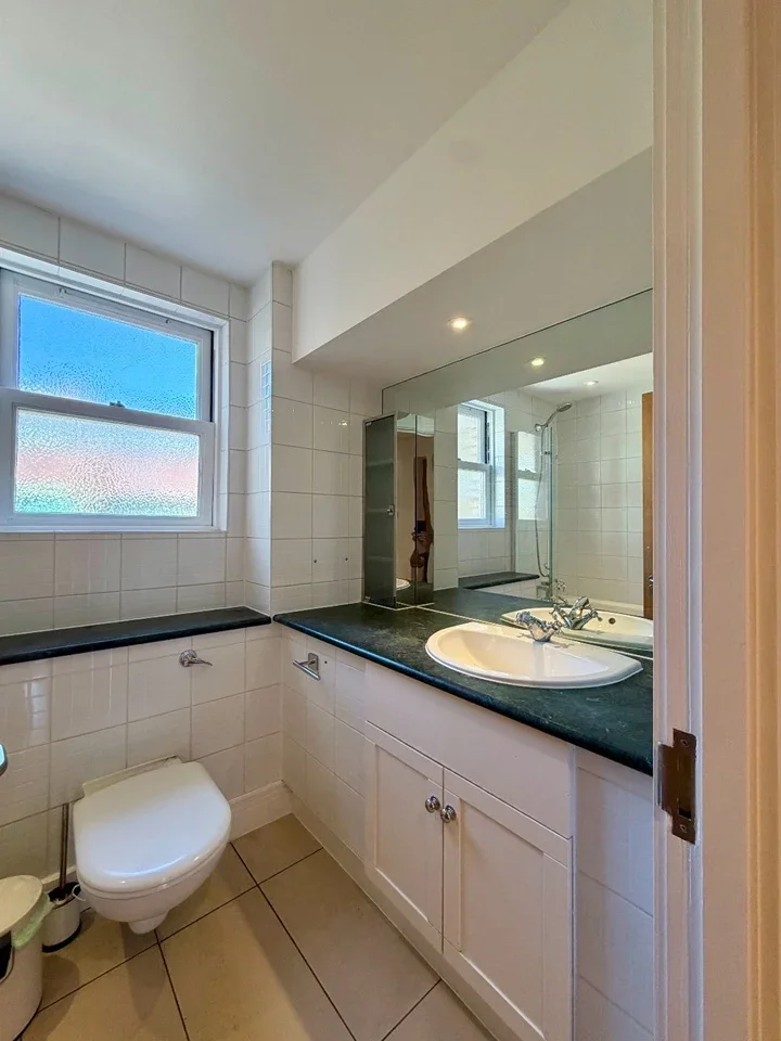 Flat Bourchier Street in City of Westminster