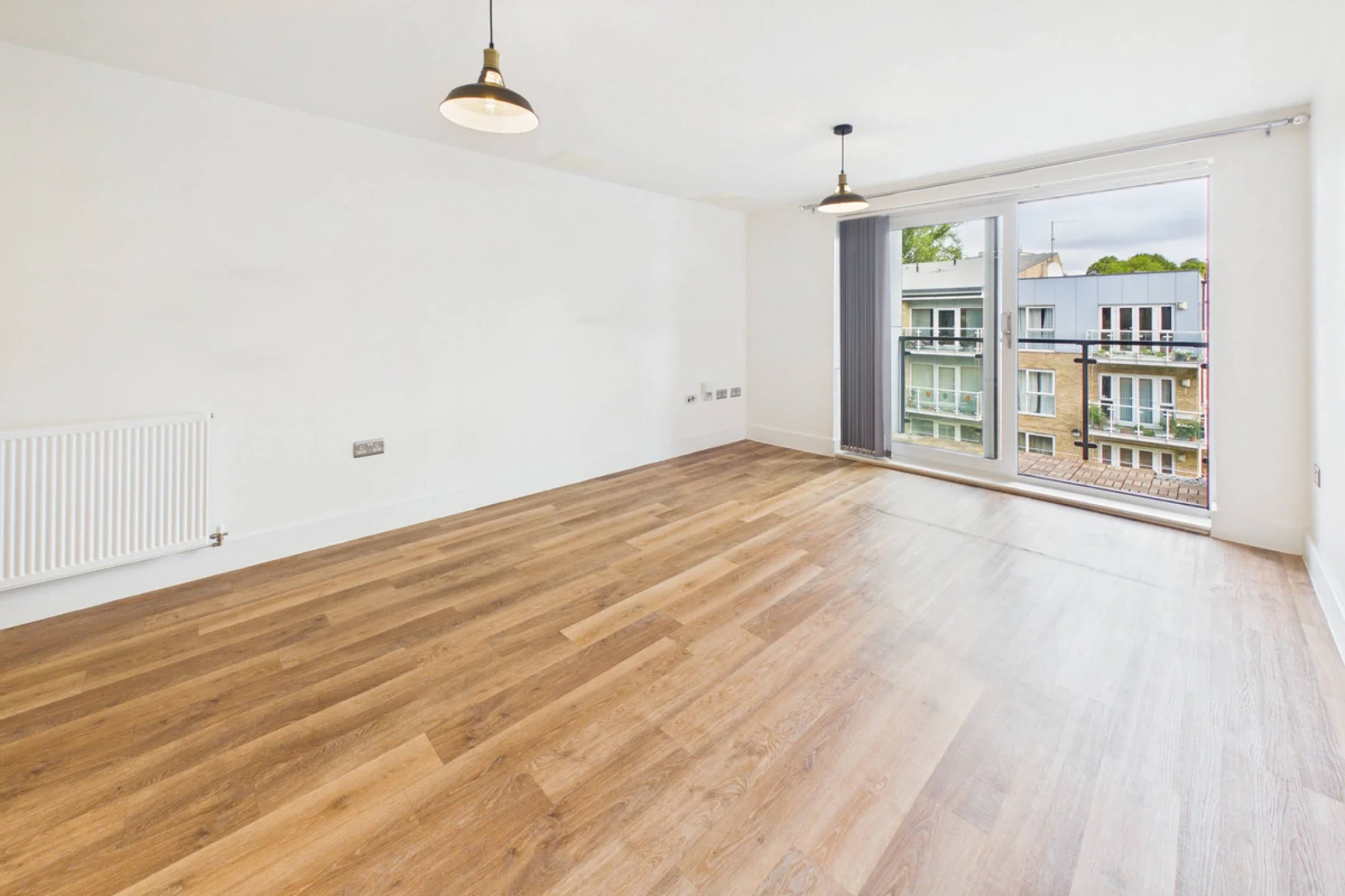 Flat Croxley Road in Dacorum